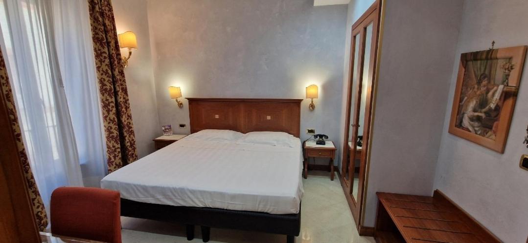 Consoli Romani Vatican Rooms ภายนอก รูปภาพ
